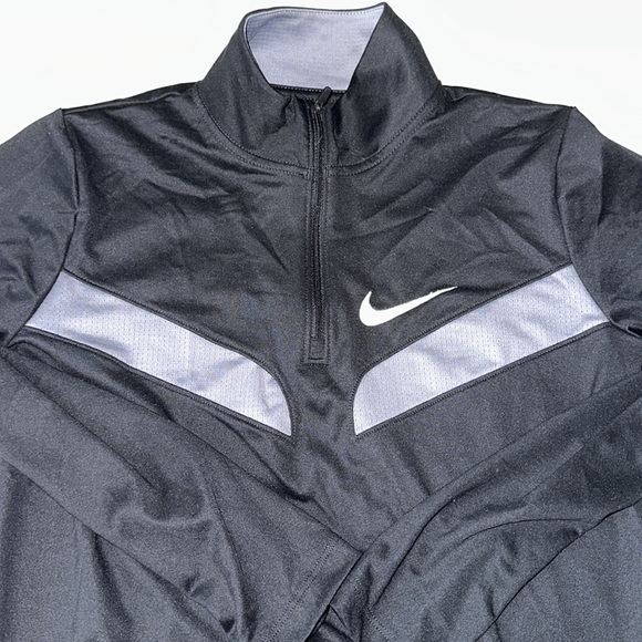 Nike Sport Dri-FIT 1/4 Zip Training Top - Picture 2 of 5